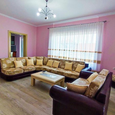 Cheerful 2 Bedroom Villa With Free Parking. Αργυρόκαστρο Εξωτερικό φωτογραφία