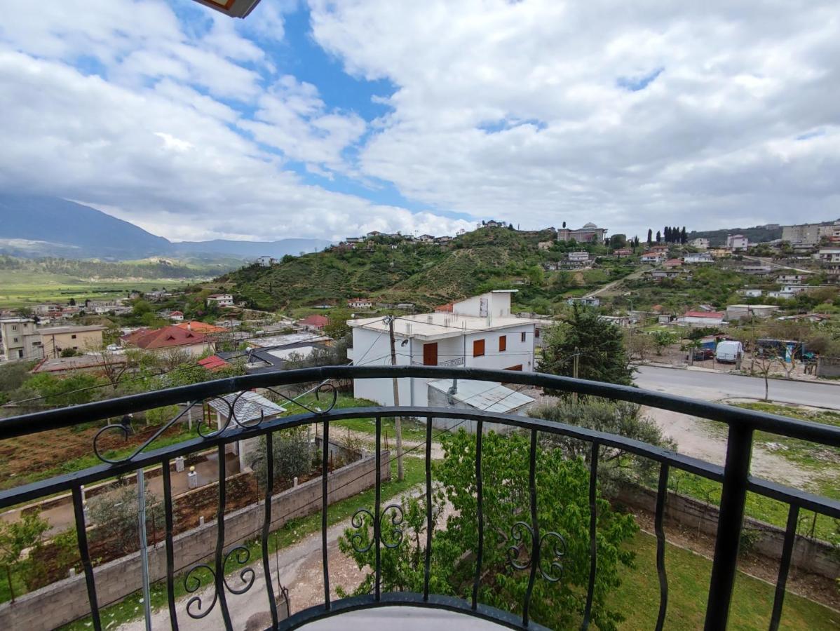 Cheerful 2 Bedroom Villa With Free Parking. Αργυρόκαστρο Εξωτερικό φωτογραφία