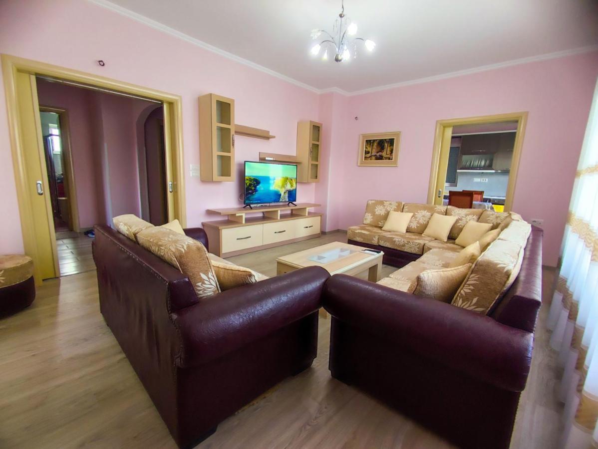 Cheerful 2 Bedroom Villa With Free Parking. Αργυρόκαστρο Εξωτερικό φωτογραφία